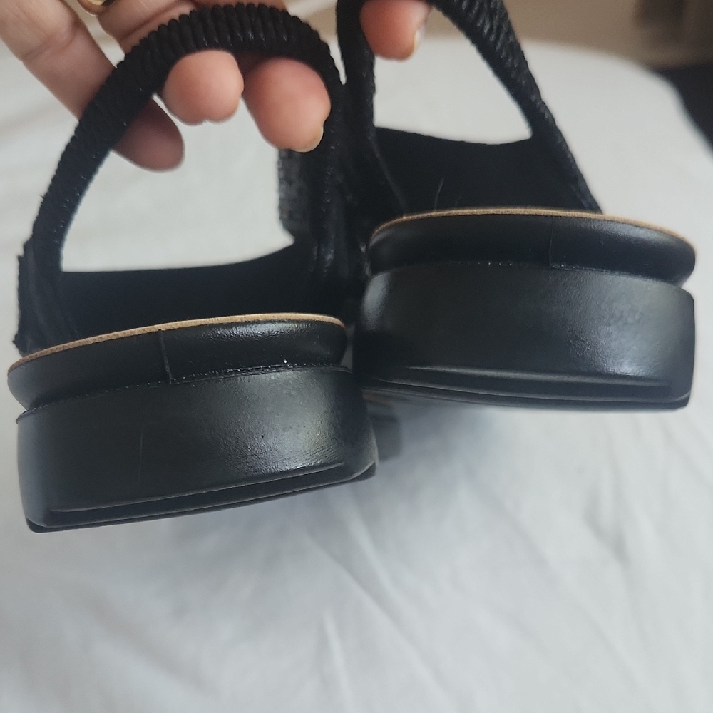Elegant Black Beaded Women's Sandals - Picture 16 of 17